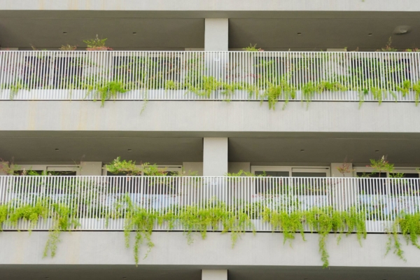 plantenbakken-bij-balkons